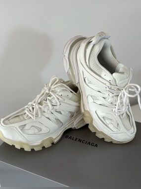 Balenciaga Track Sneaker , White . Size 40/10. 542436W3CR1. Org.$1,150